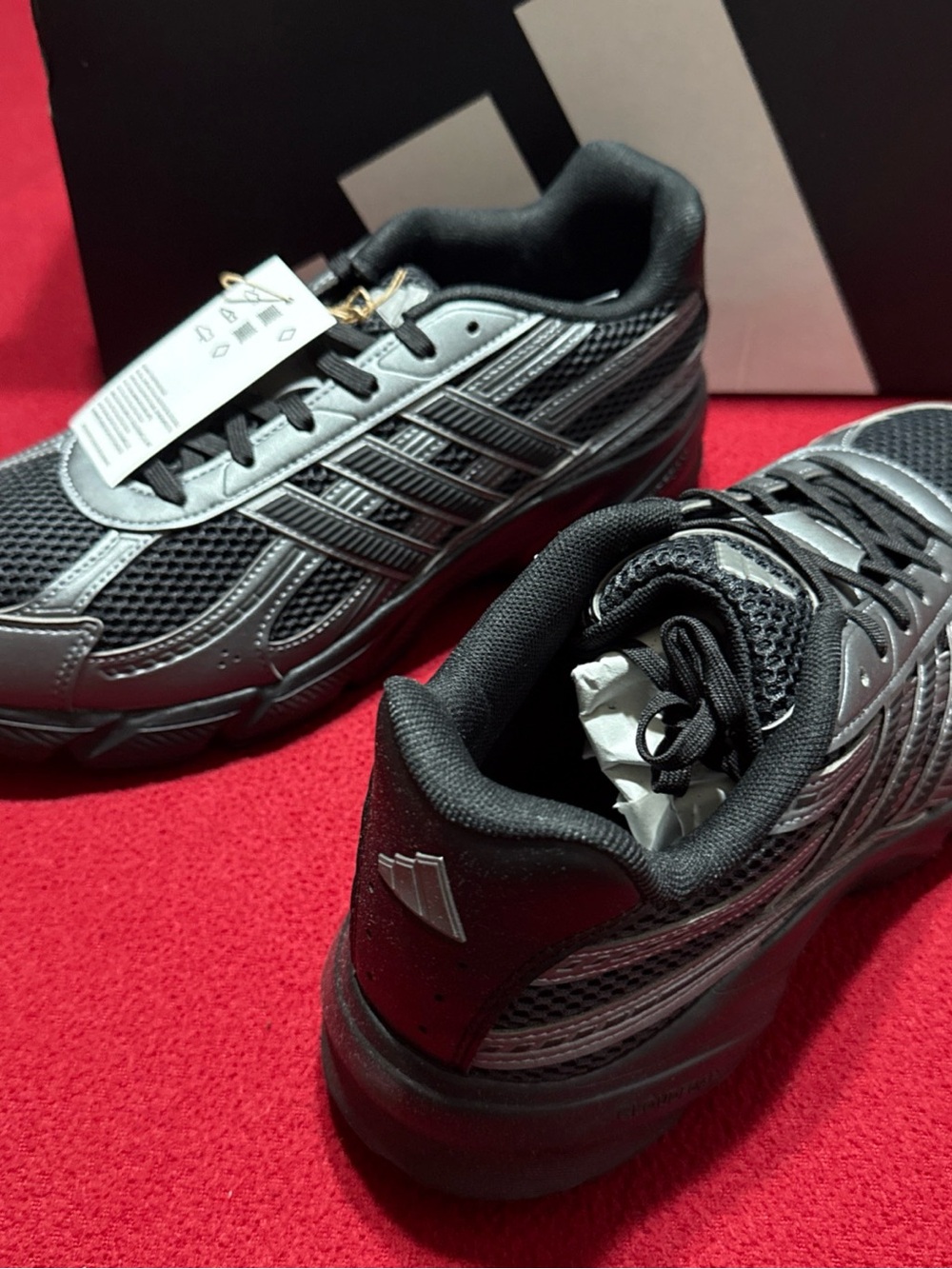 Adidas Technochaos 2000 Black Iron Metallic Sneakers Men 10 / Women 11